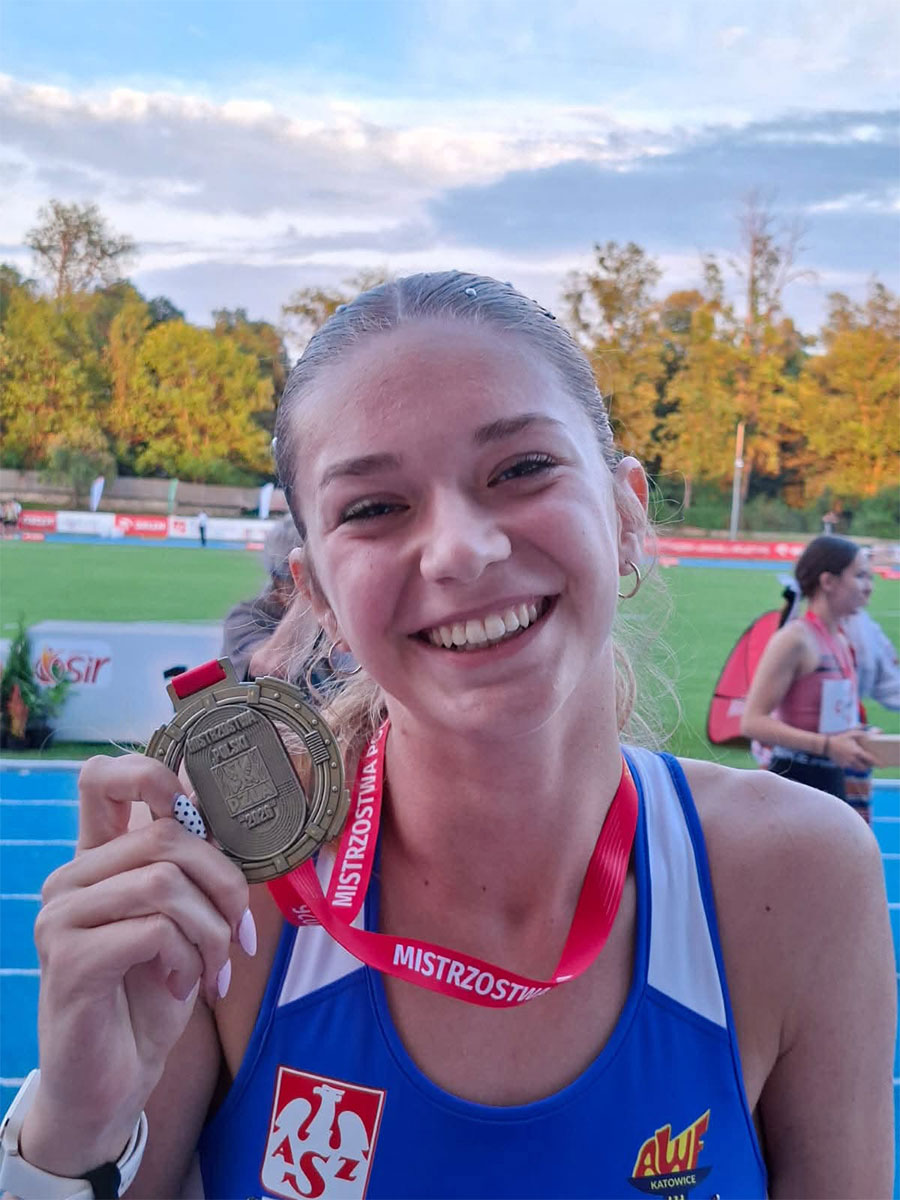 Julia Gruchlik z medealem Mistrzostw Polski U20